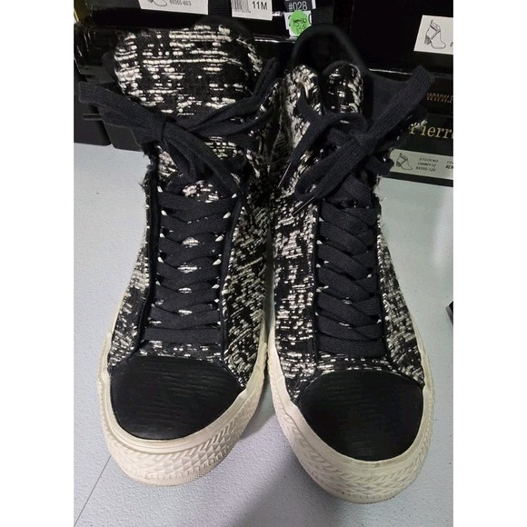 Converse‎ SELENE Womens 11 Black Light Gold Egret Winter Knit Zip Sneaker - Picture 1 of 9
